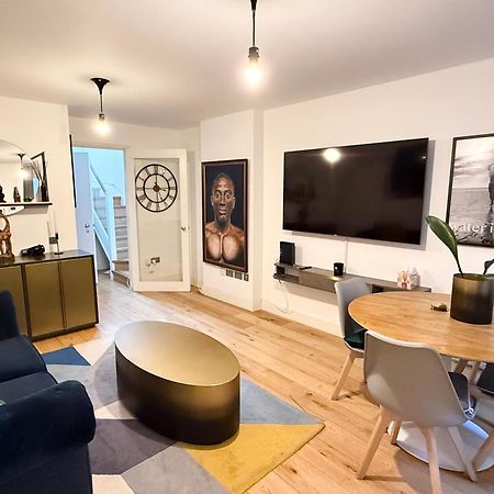 Immaculate Covent Garden Apartment ลอนดอน ภายนอก รูปภาพ