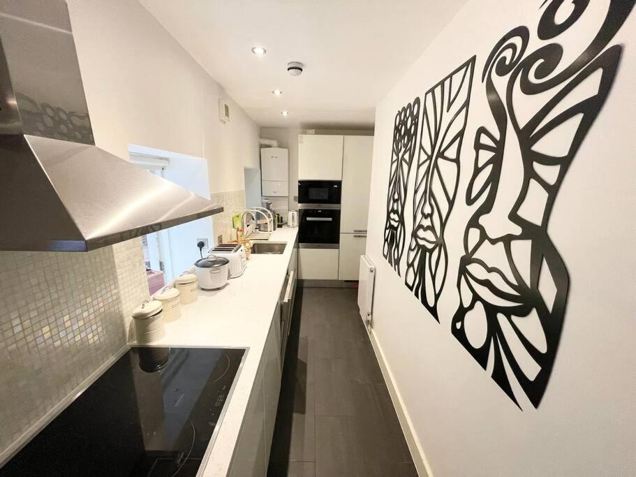 Immaculate Covent Garden Apartment ลอนดอน ภายนอก รูปภาพ